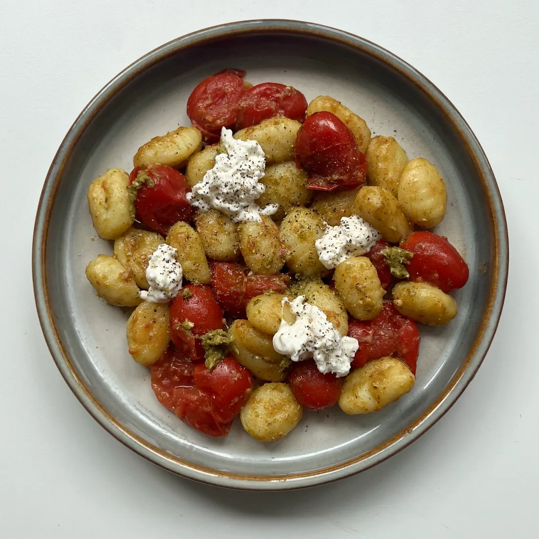 Foto de Gnocchis cremosos con pesto